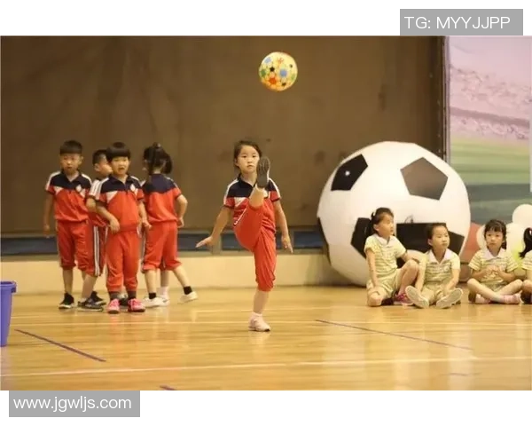 上海足球队的精神探索与战术解析：揭开足球巨献的神秘面纱